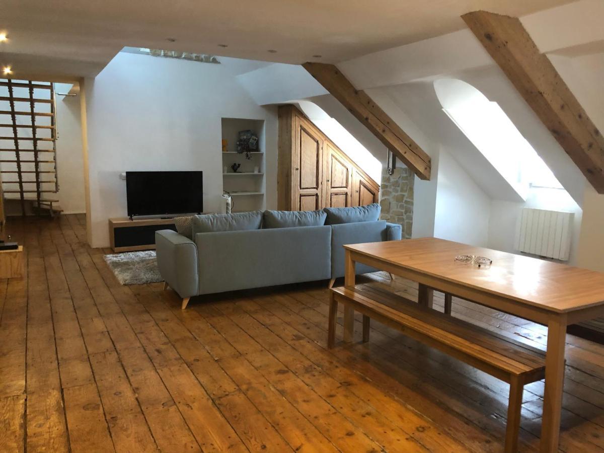 Loft Dans Les Pyrenees Oloron-Sainte-Marie Exterior foto